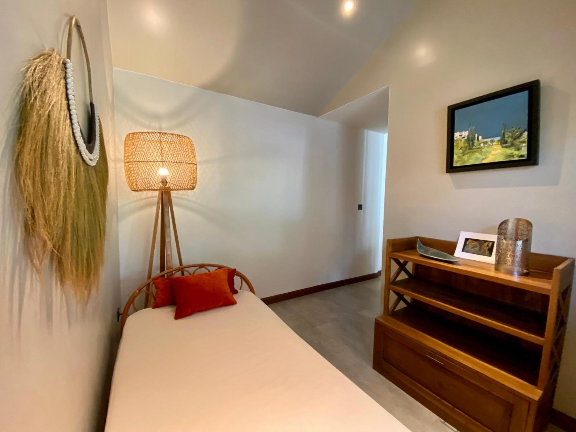 Karmagali Suites Adults Only & Private Pool Family Villas Sanur  Room photo